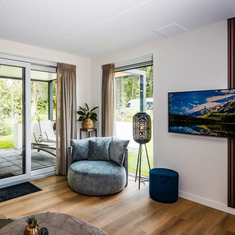 HOUSE 6 people - Dwarf Eagle