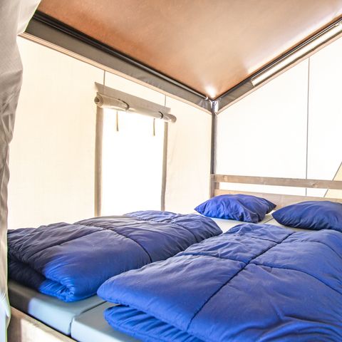 Canvas and wooden tent 5 persons - Safari tent basic