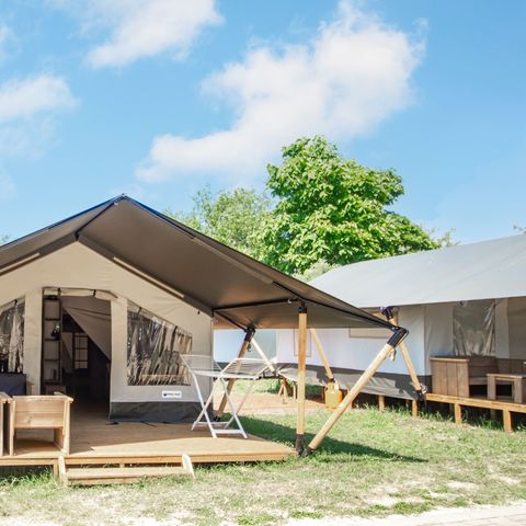 Canvas and wooden tent 5 persons - Safari tent basic
