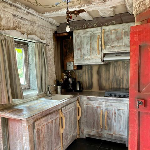 HOUSE 6 people - Hobbit cottage