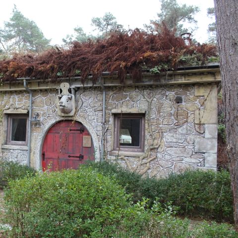 HOUSE 6 people - Hobbit cottage