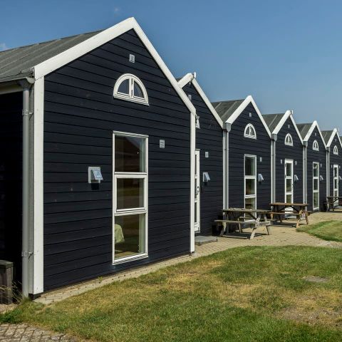 BUNGALOW 6 people - (max. 2 adults) 2B1