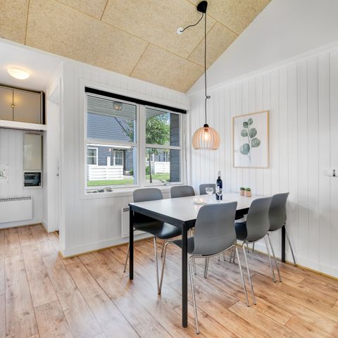 BUNGALOW 6 people - 4-6B (max. 4 adults)