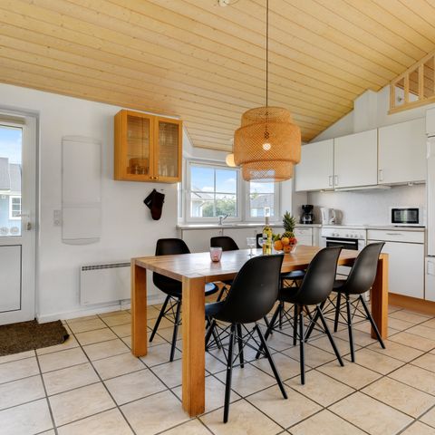 APARTMENT 8 people - 6B1 (max. 6 adults)