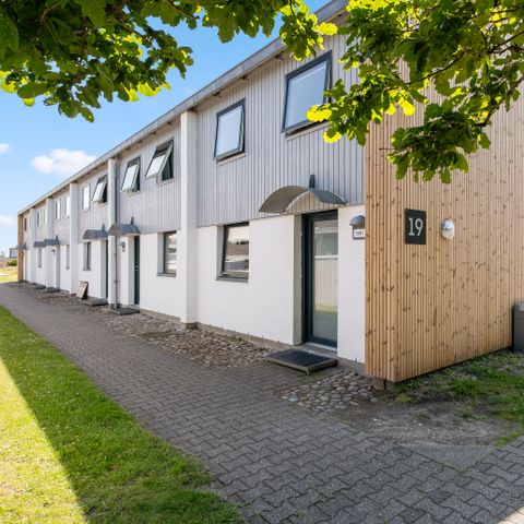 BUNGALOW 8 people - 6B4 (max. 6 adults + 2 kids)