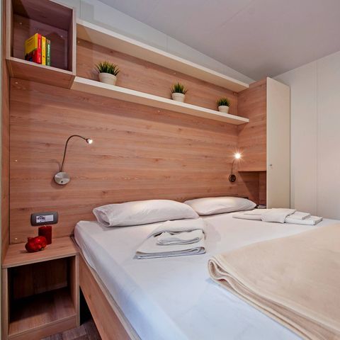Mobile home 6 persons - Mobile-home | Comfort | 2 Bedrooms | 4/6 Pers | Raised terrace | 2 bathrooms | Air conditioning | TV