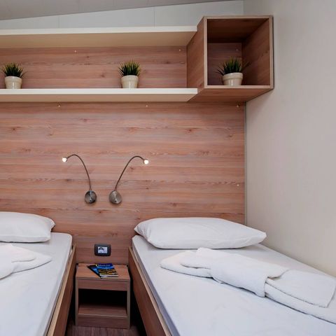 Mobile home 6 persons - Mobile-home | Comfort | 2 Bedrooms | 4/6 Pers | Raised terrace | 2 bathrooms | Air conditioning | TV