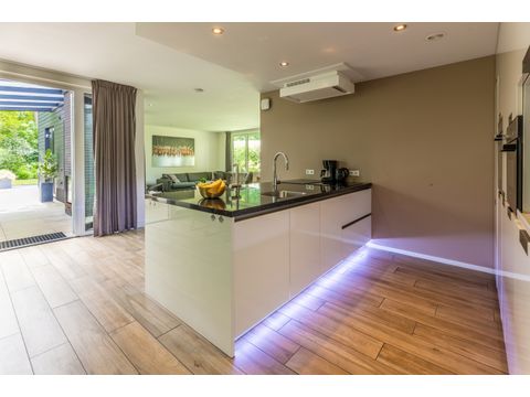 HOUSE 20 people - The Boshuys