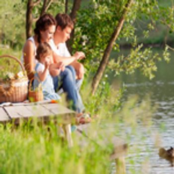 Holiday parks near rivers and lakes